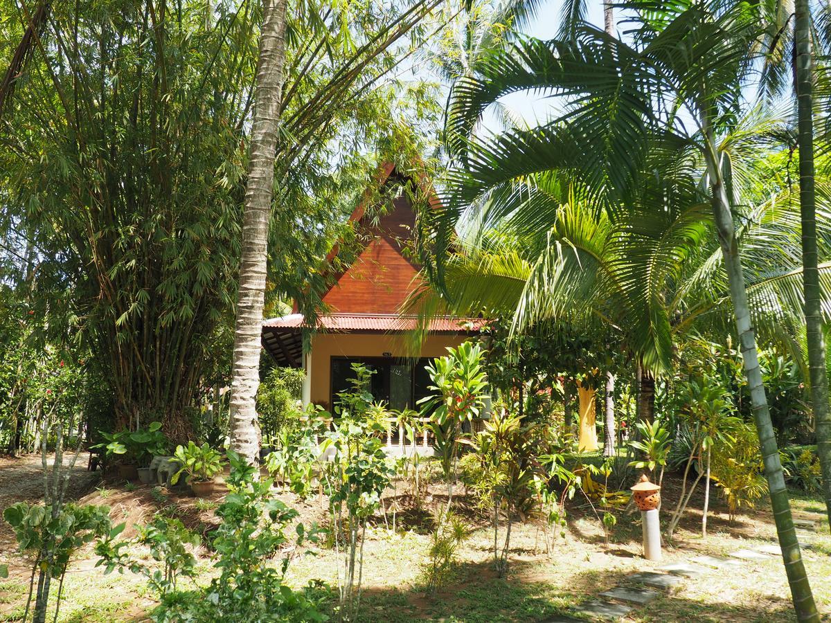 Lake View Bungalows Khao Lak Exteriör bild