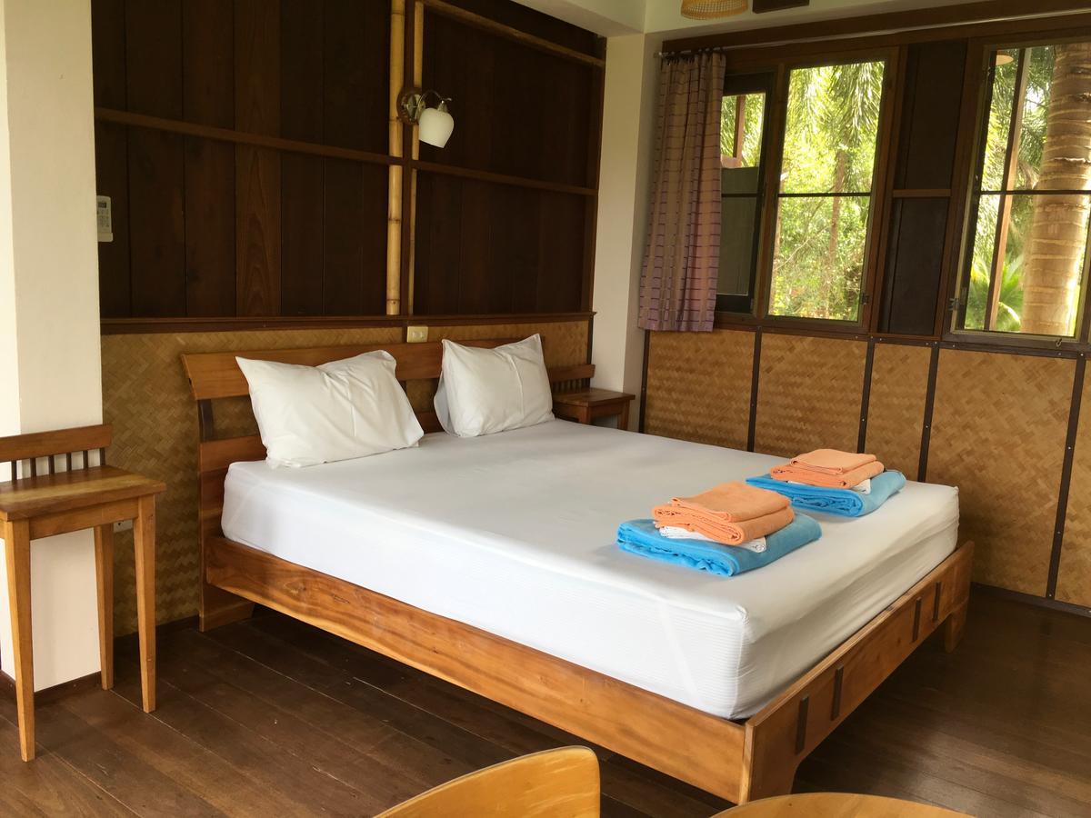Lake View Bungalows Khao Lak Exteriör bild
