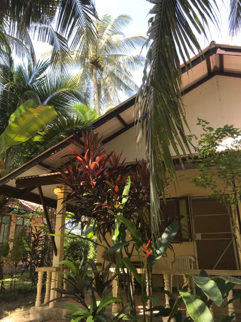 Lake View Bungalows Khao Lak Exteriör bild